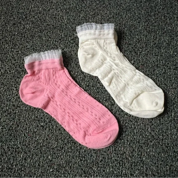 NWT 2 Pack Pastel Pink White Frilly Lace Mesh Whimsy Girly Ankle Fashion Socks - Picture 3 of 13